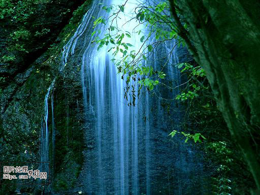 PS快速将春天风景照变红叶秋天效果